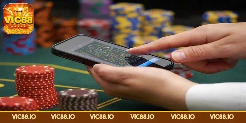 tai-app-vic88-rat-don-gian